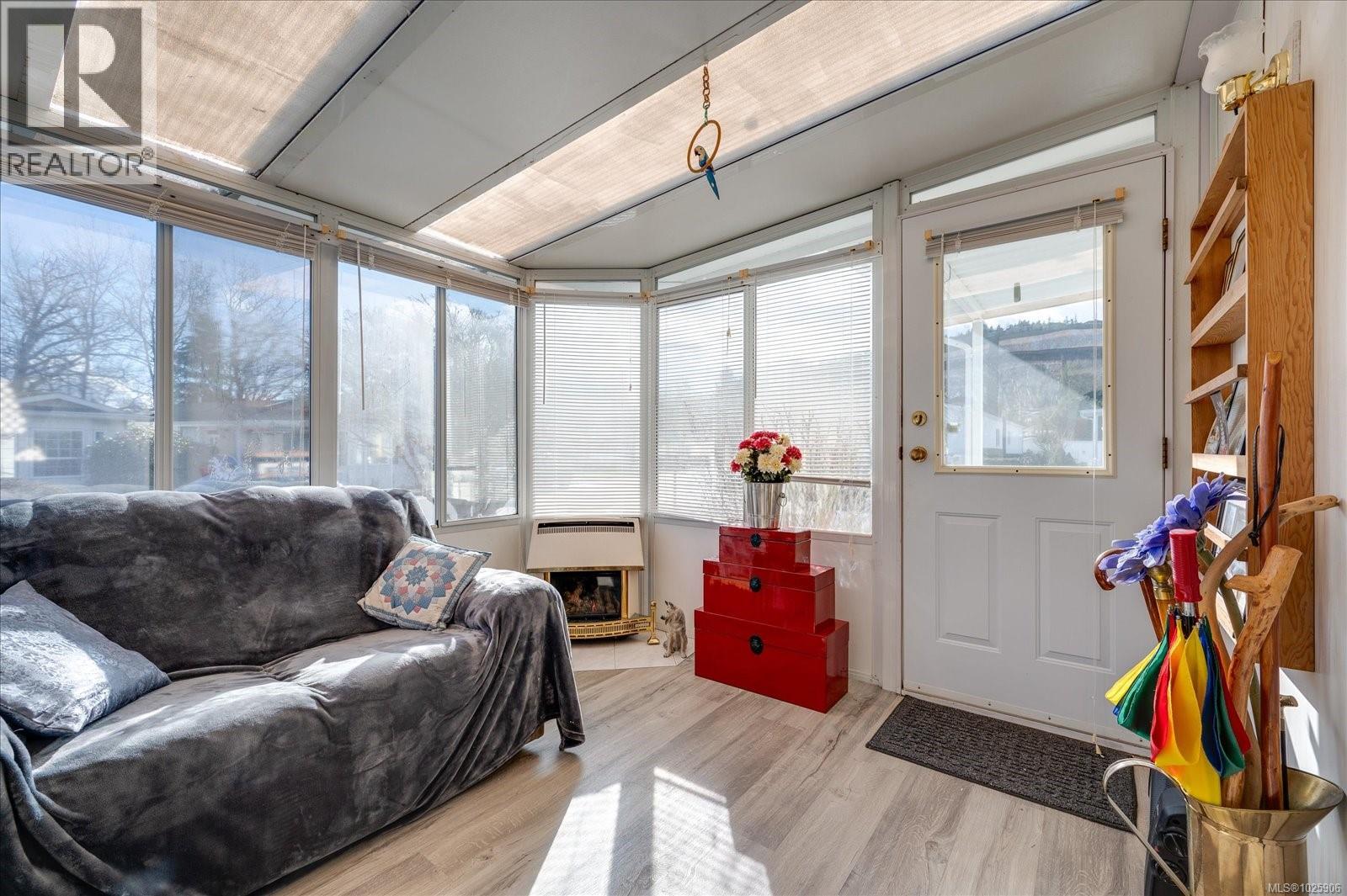 1839 VALLEY OAK DR - 6