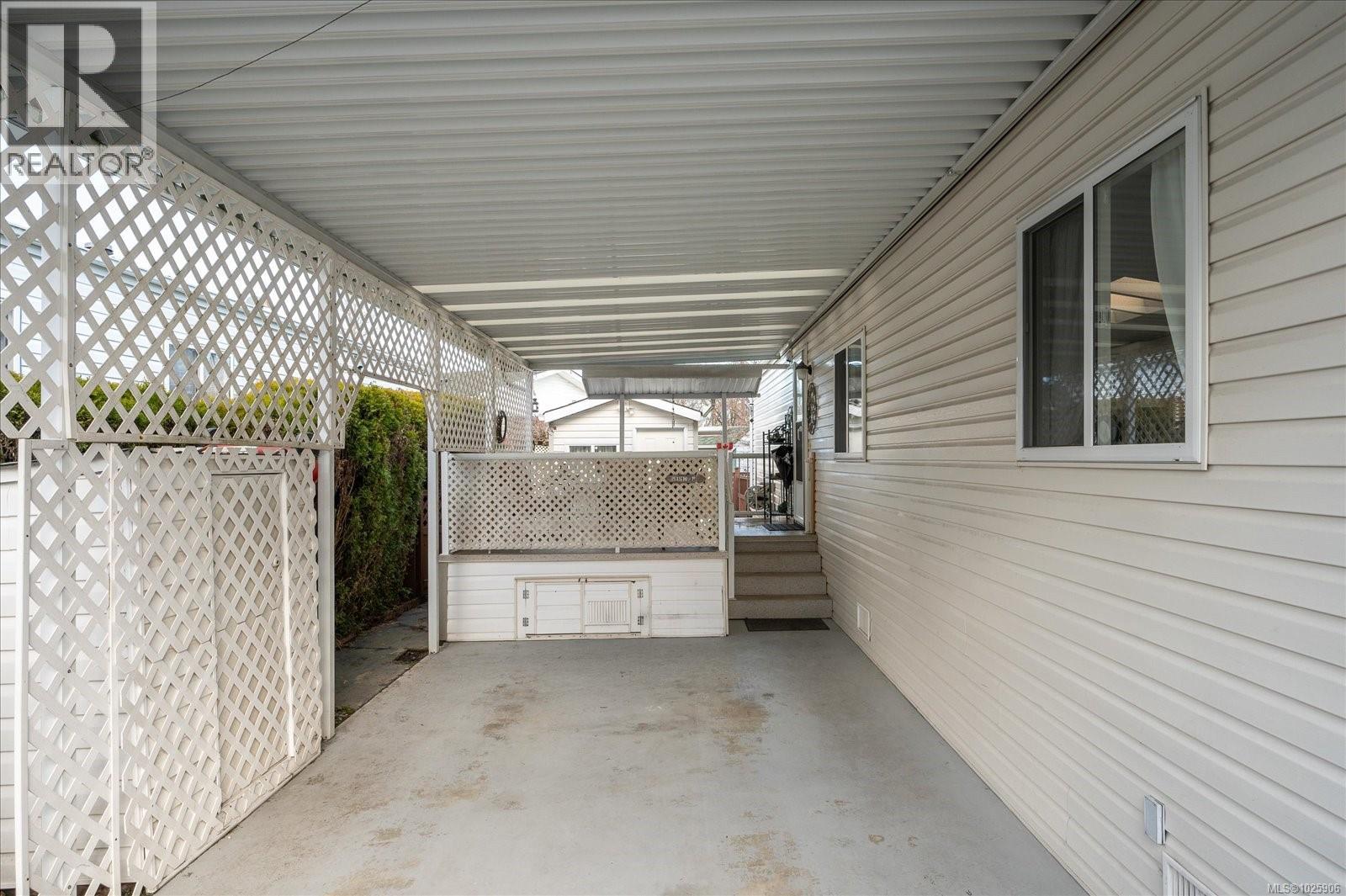 1839 VALLEY OAK DR - 32