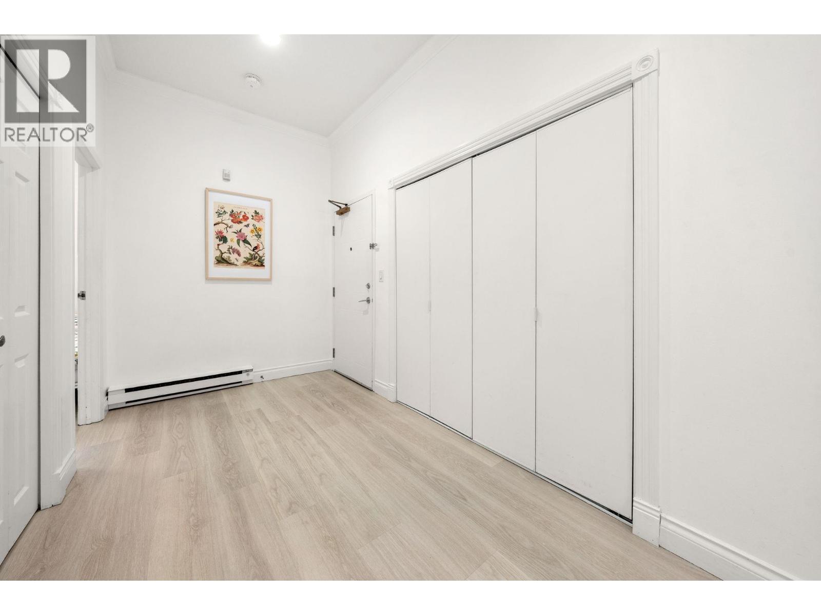 101 2408 HAYWOOD AVENUE, West Vancouver