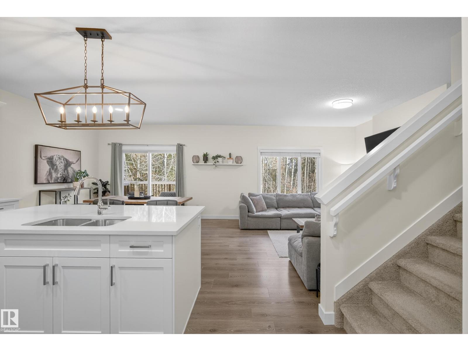 100 MEADOWLINK CM, Spruce Grove