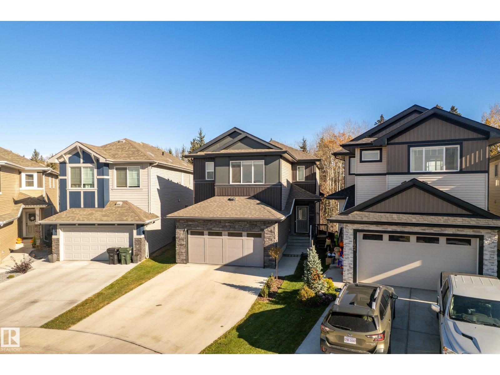 100 MEADOWLINK CM, Spruce Grove