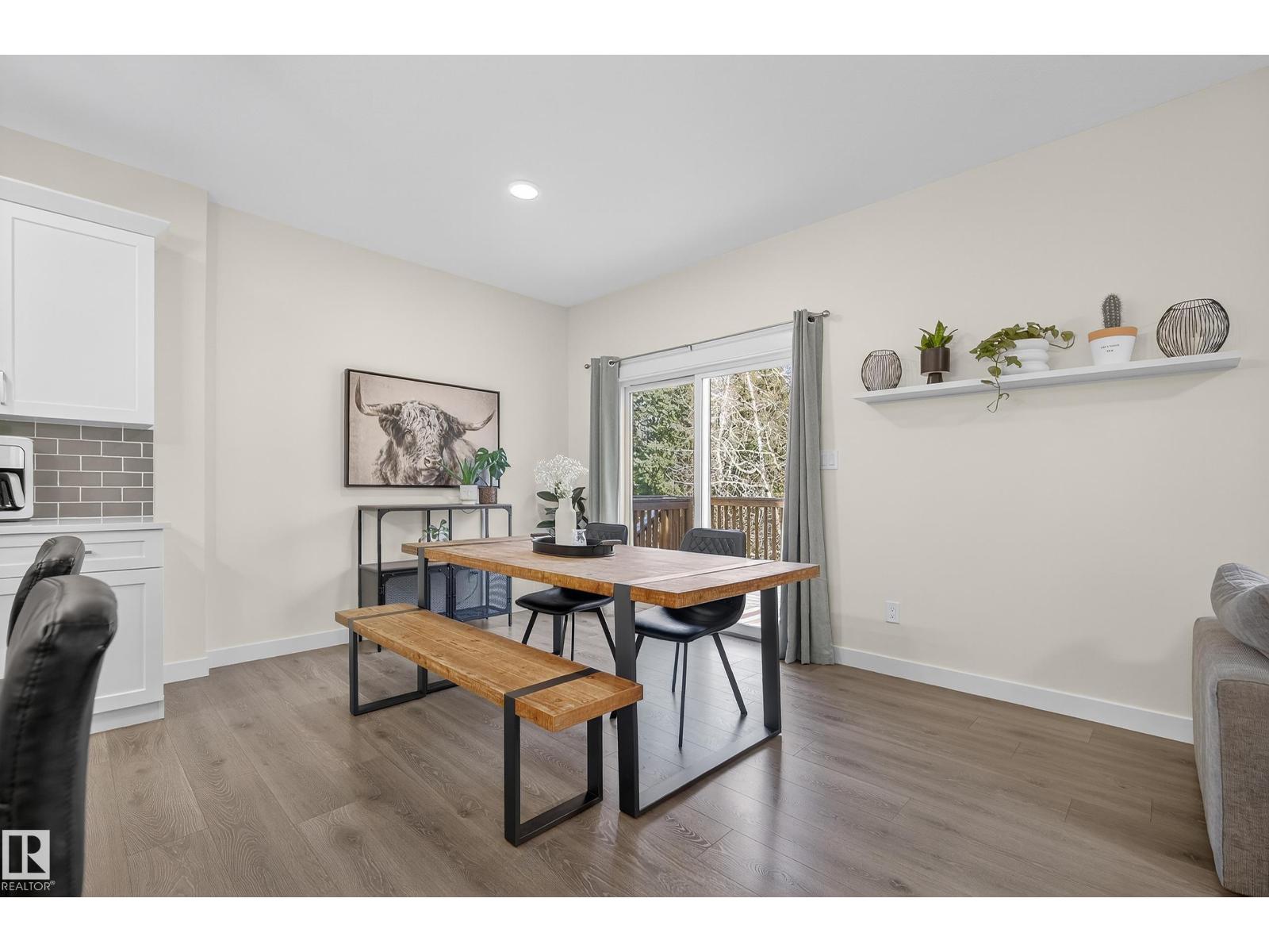 100 MEADOWLINK CM, Spruce Grove