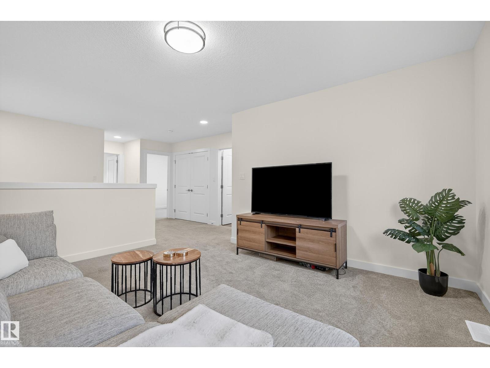 100 MEADOWLINK CM, Spruce Grove