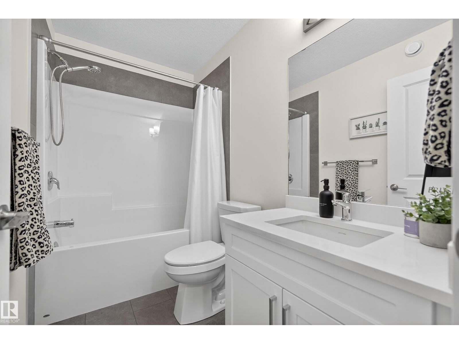 100 MEADOWLINK CM, Spruce Grove