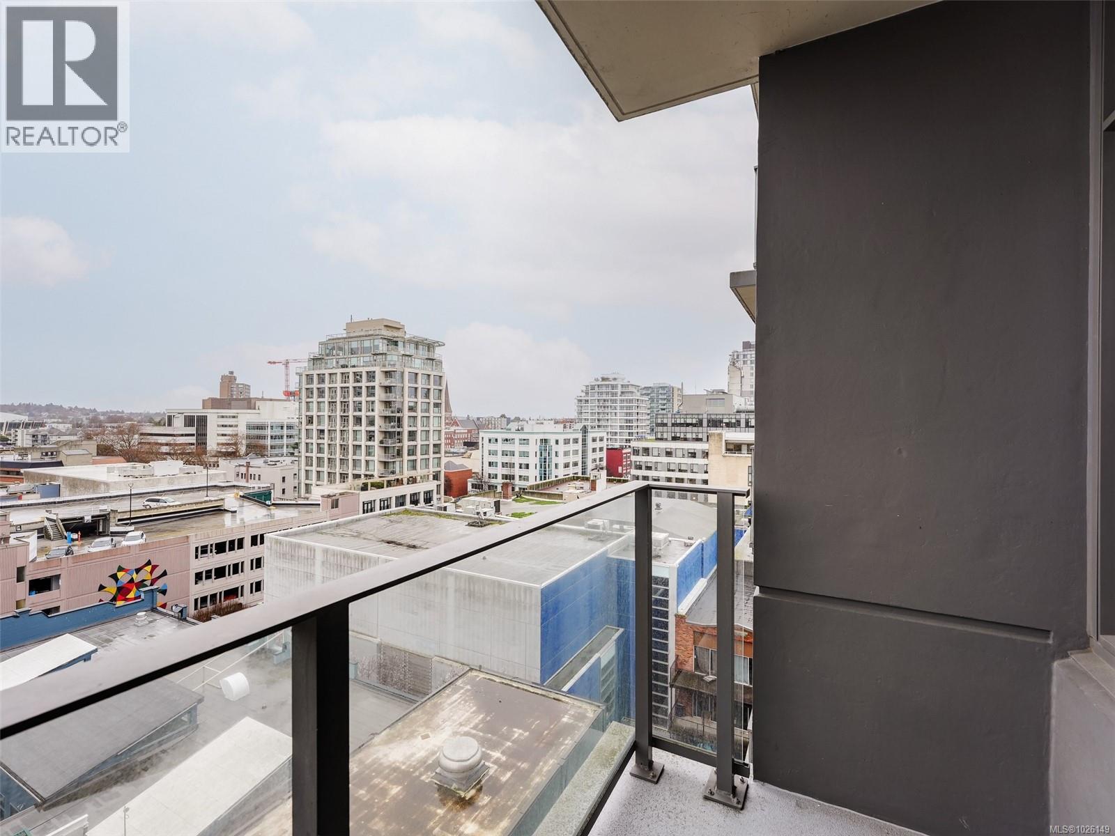 #912 728 YATES ST - 19