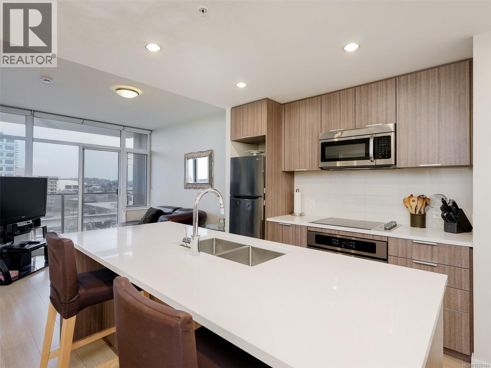 #912 728 YATES ST - 8