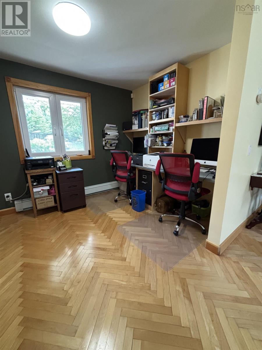 Property 14 of 19 of 69 Thumb Cap Point Road