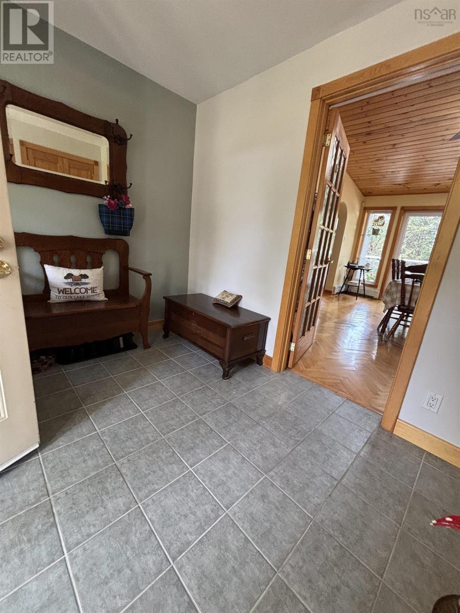 Property 8 of 19 of 69 Thumb Cap Point Road