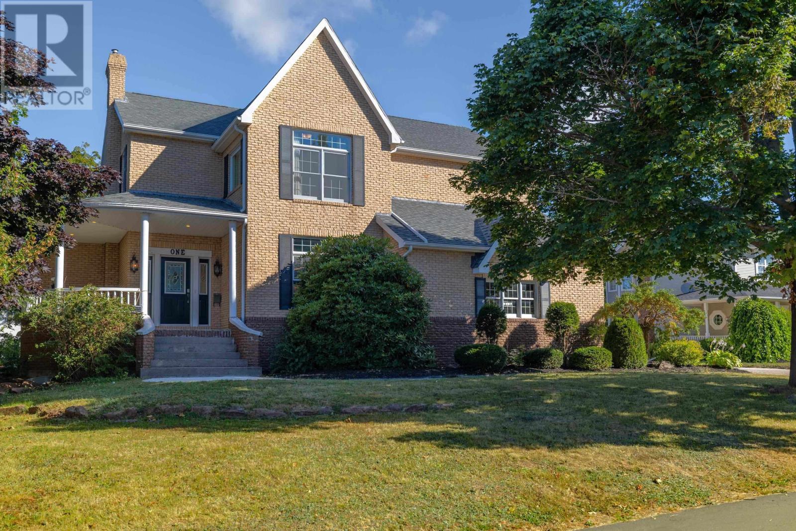 1 STRATHMORE LANE S - 1
