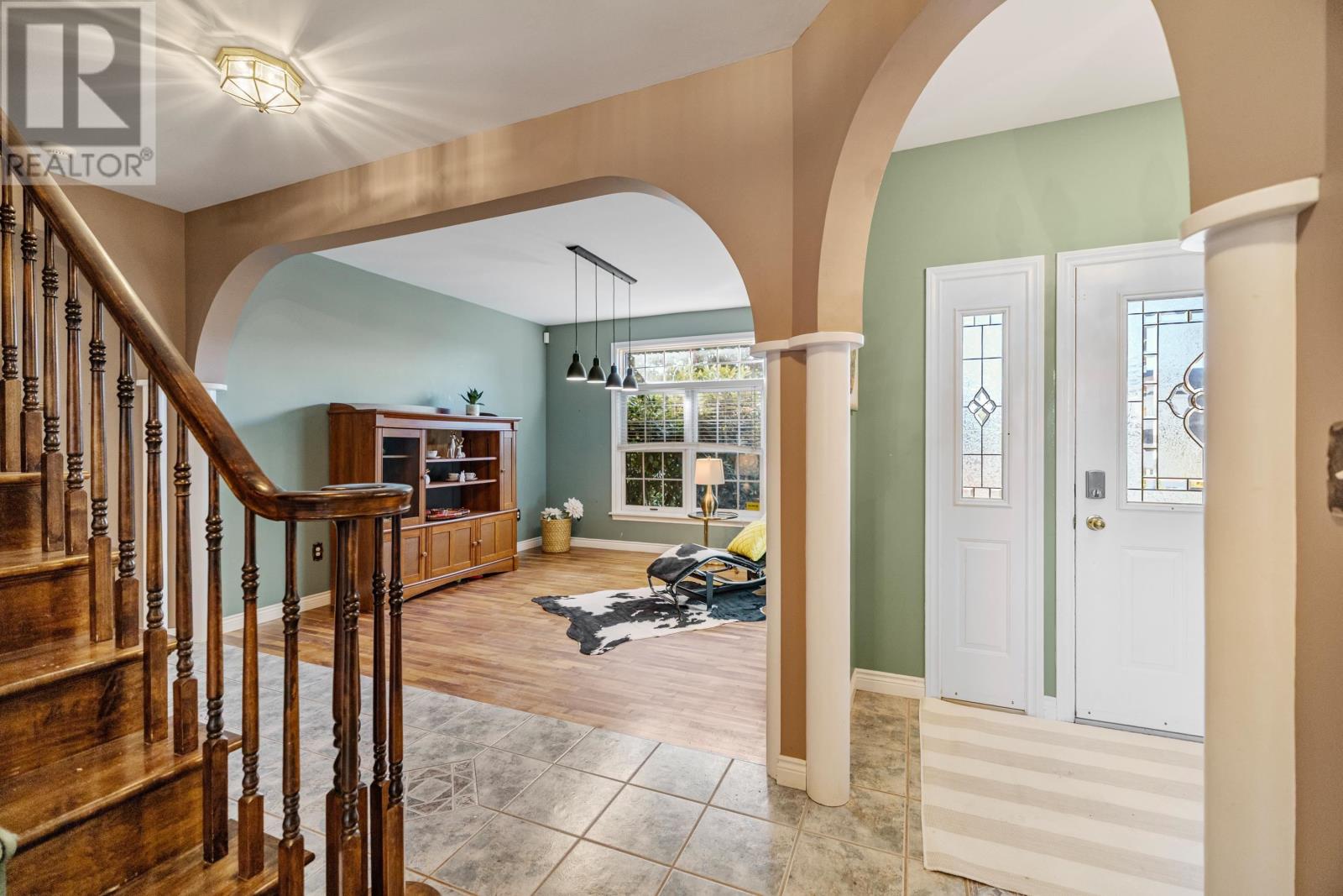 1 STRATHMORE LANE S - 7