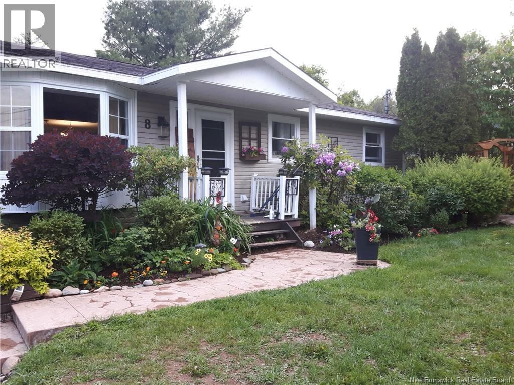 8 Valleyview Drive - Photo 2 of 38, Quispamsis, New Brunswick