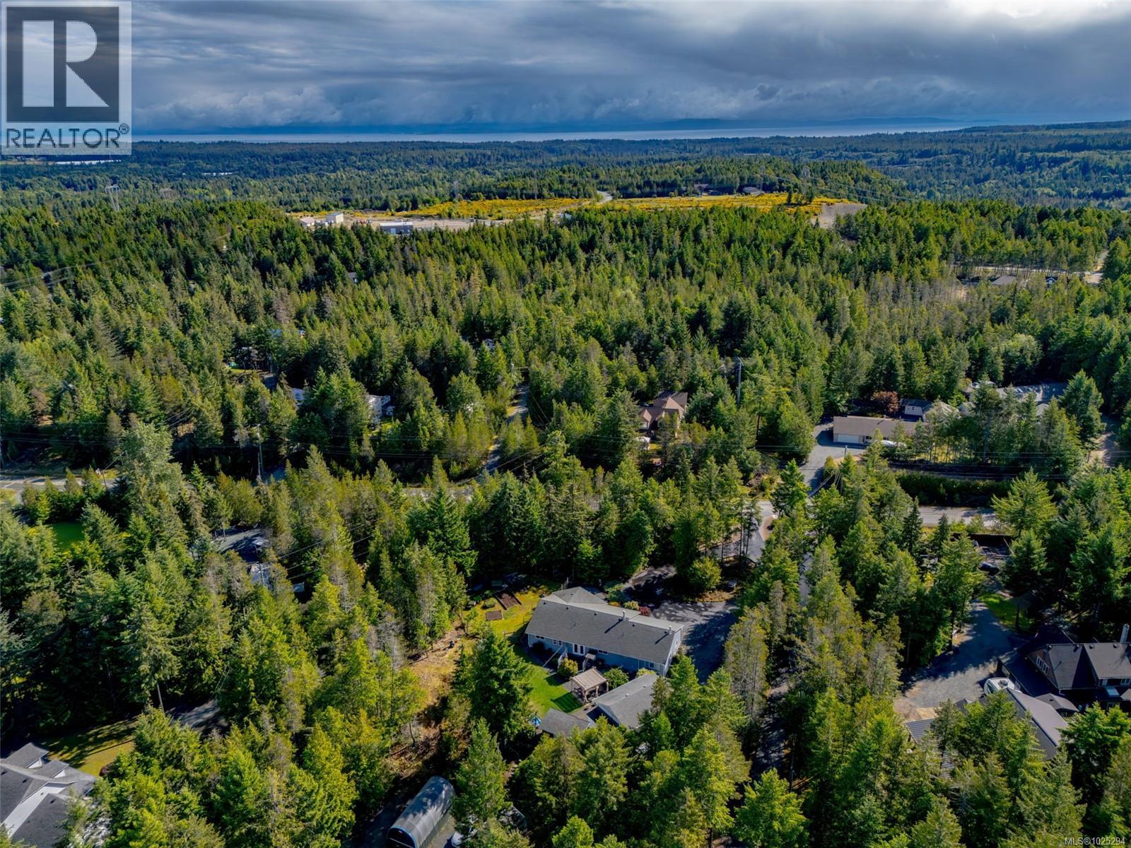 1356 Meadowood Way, Qualicum Beach