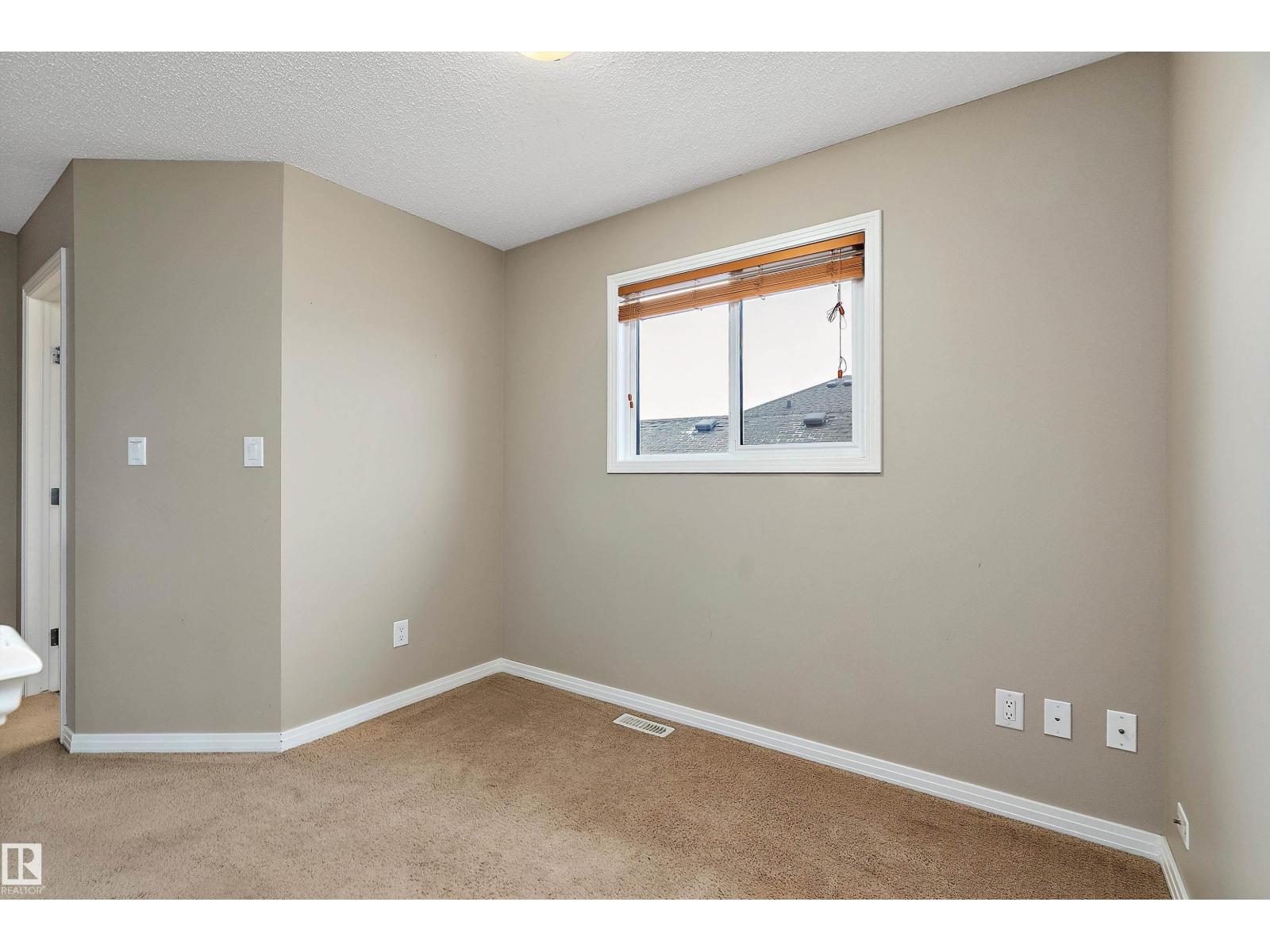 33 SUTHERLAND ST, Leduc