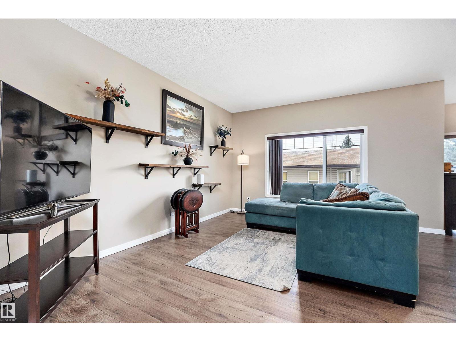 33 SUTHERLAND ST, Leduc