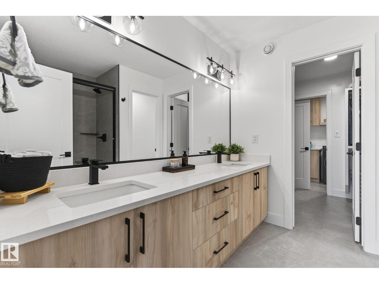 127 HILTON CV, Spruce Grove