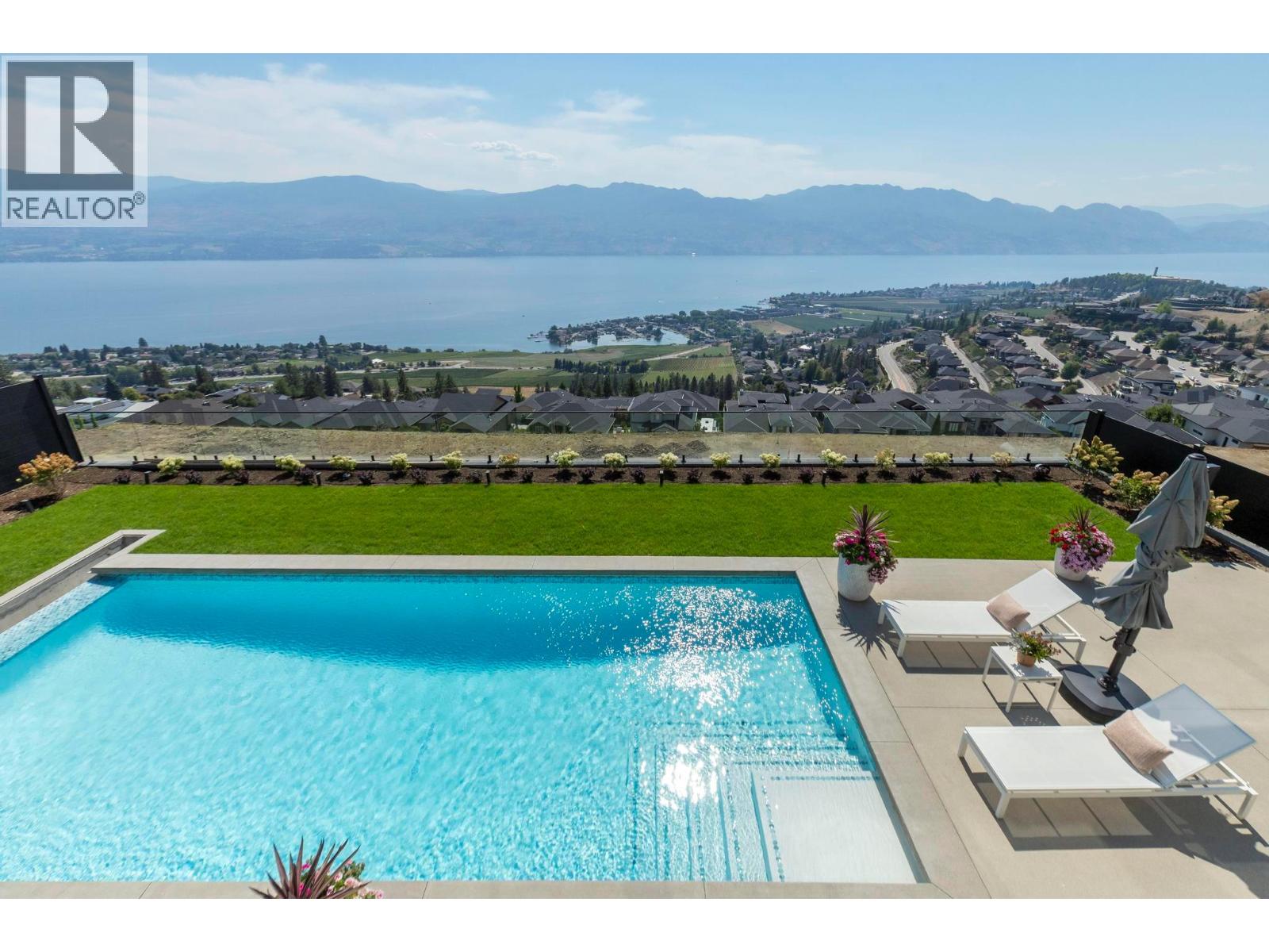  1391 Vineyard Drive, West Kelowna