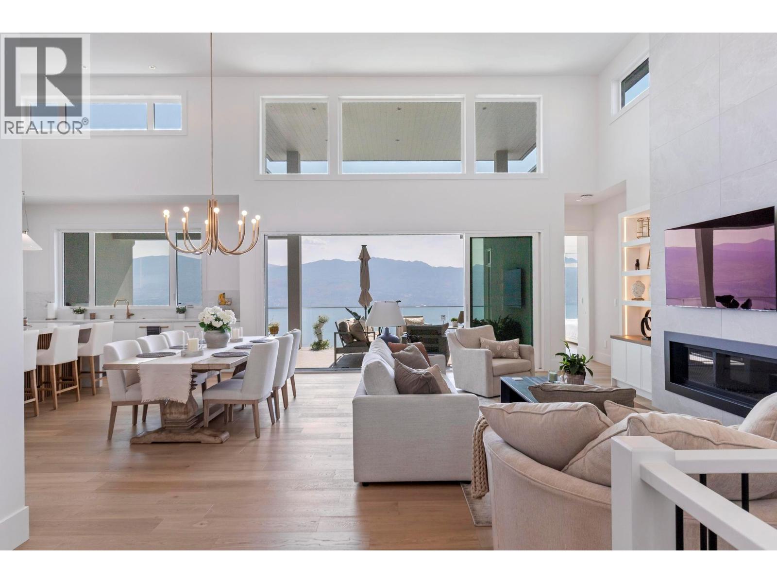  1391 Vineyard Drive, West Kelowna