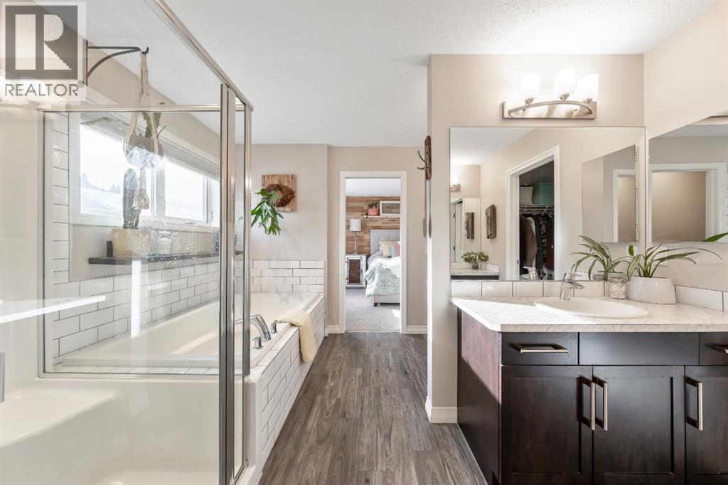 159 Riviera View, Cochrane