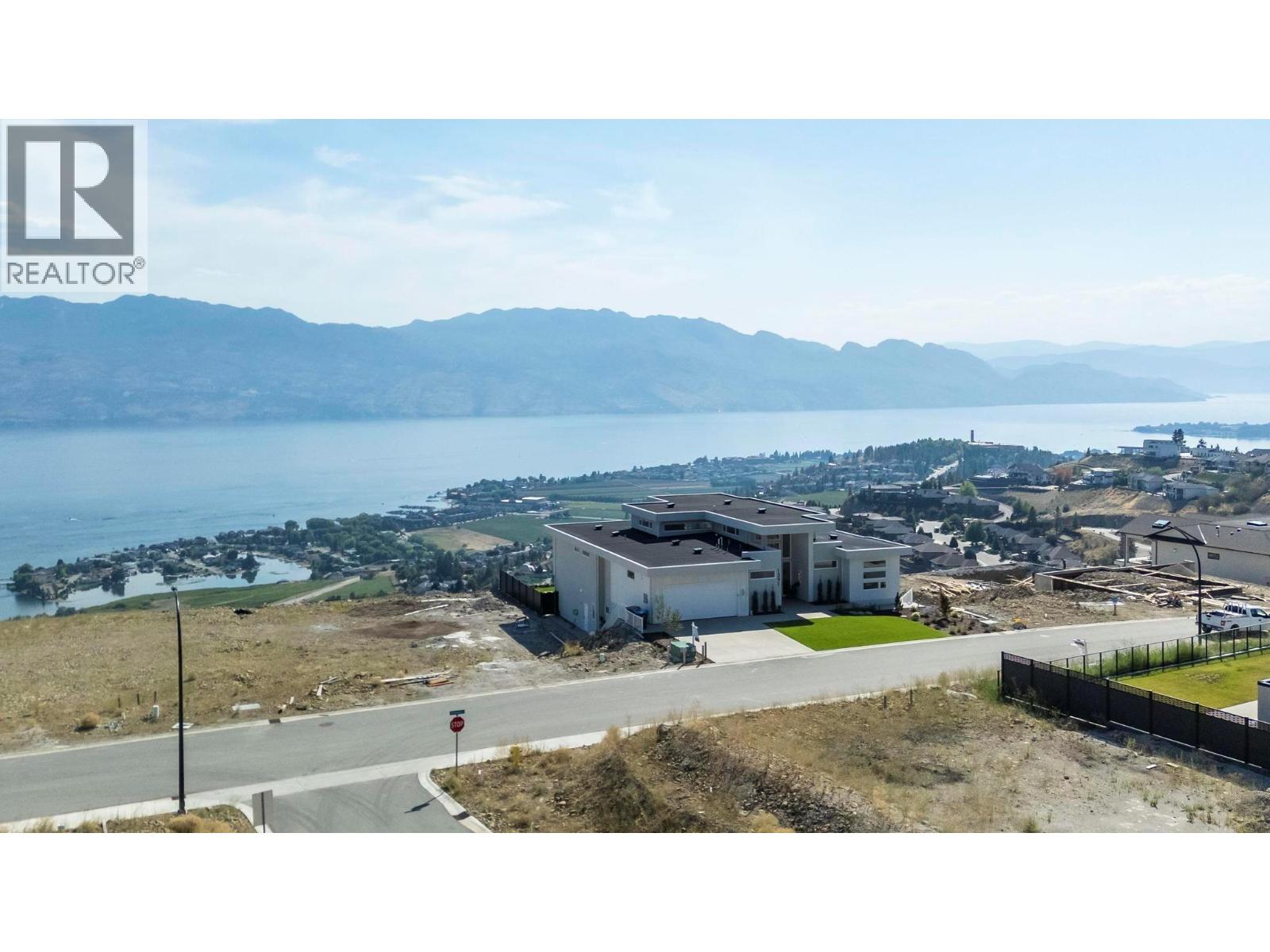  1391 Vineyard Drive, West Kelowna