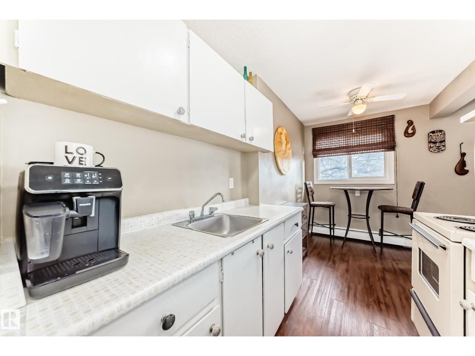 #302 10606 123 ST NW, Edmonton