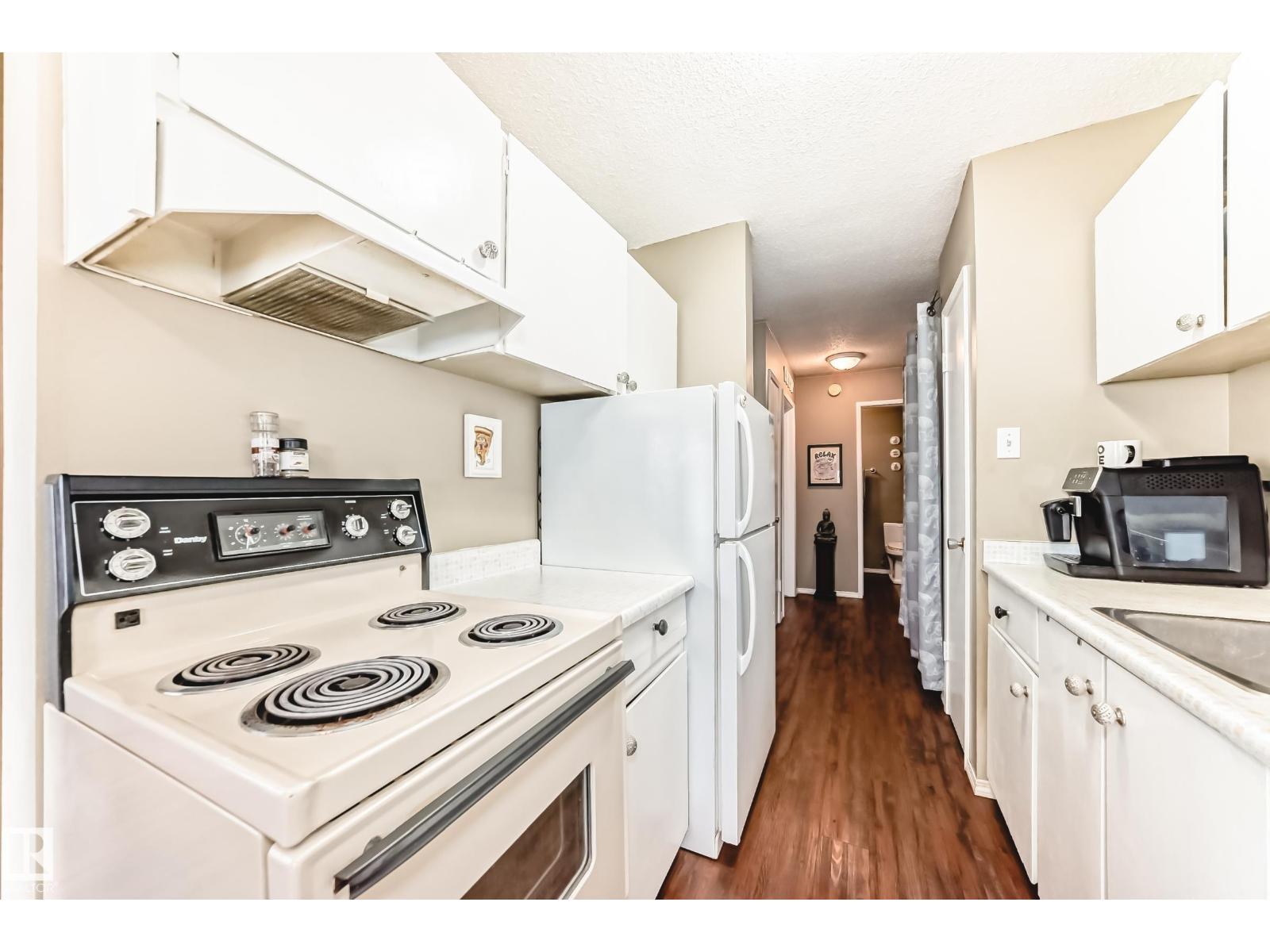 #302 10606 123 ST NW, Edmonton