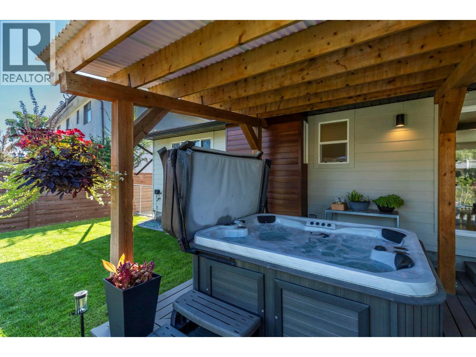  1418/1420 Inkar Road, Kelowna