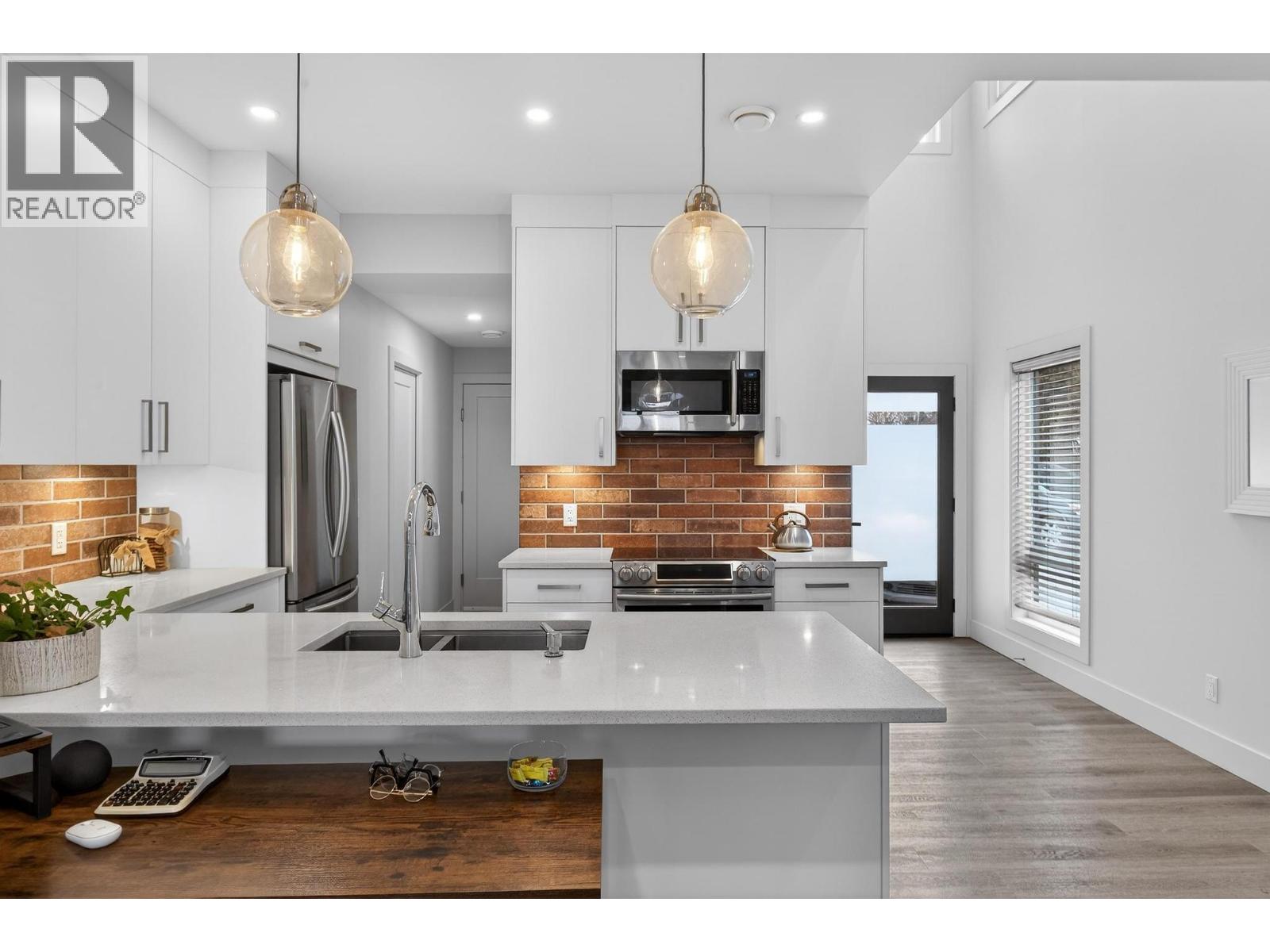  1418 Inkar Road, Kelowna