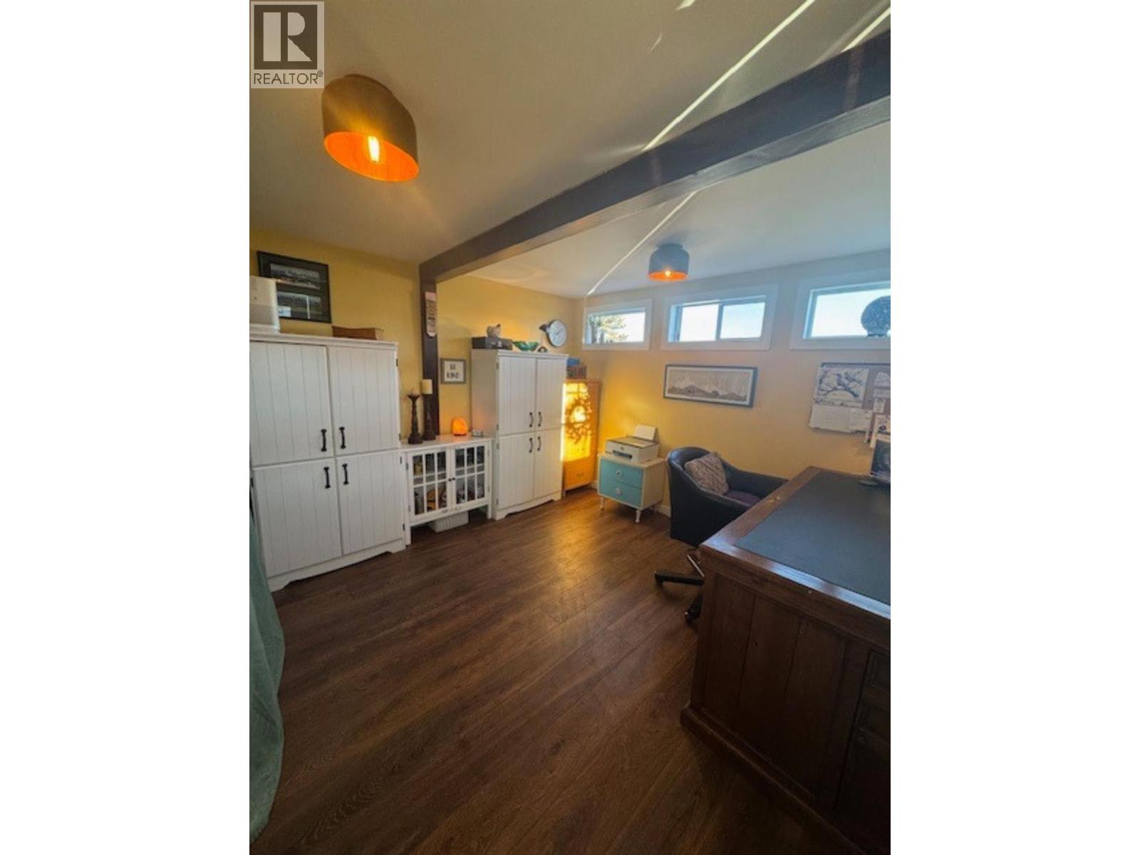 4651 Willow Road, Wasa