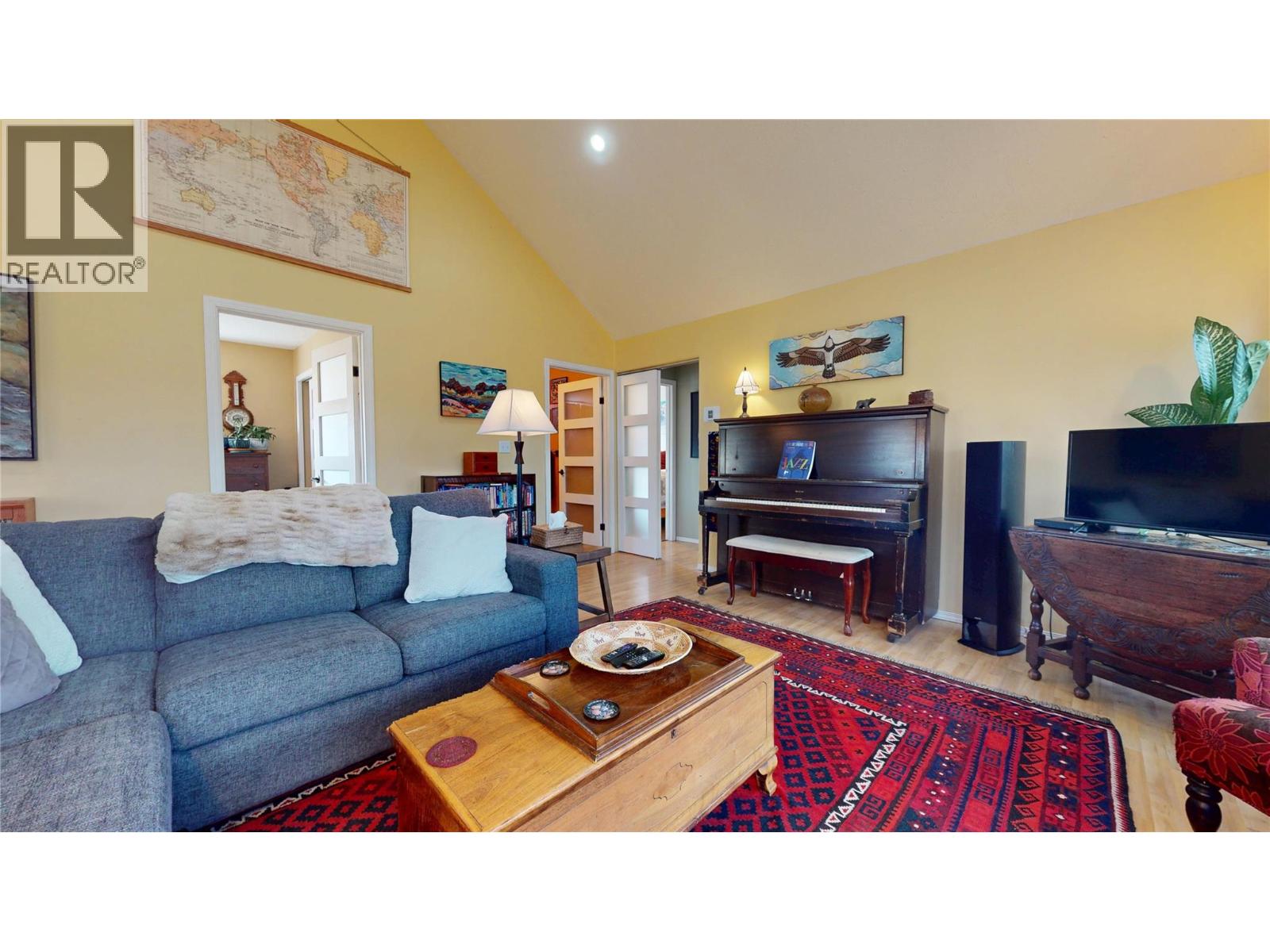 4651 Willow Road, Wasa