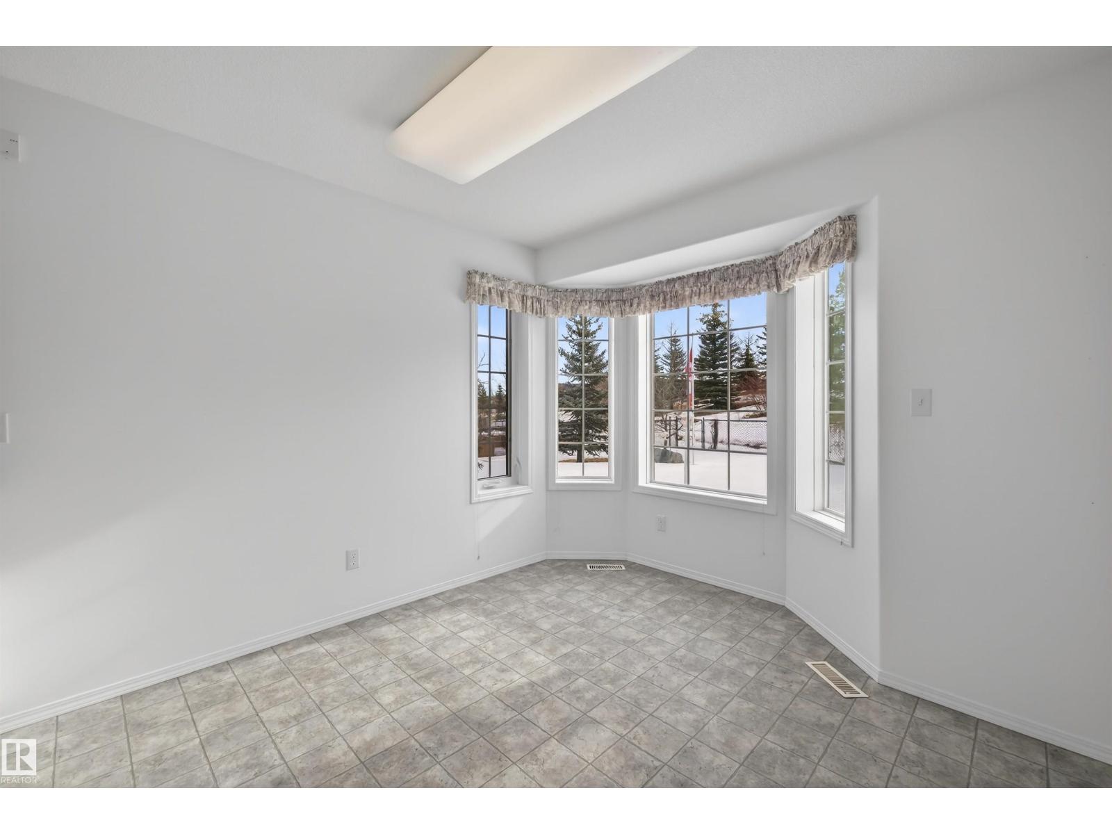 58 FOXBORO GROVE, Sherwood Park