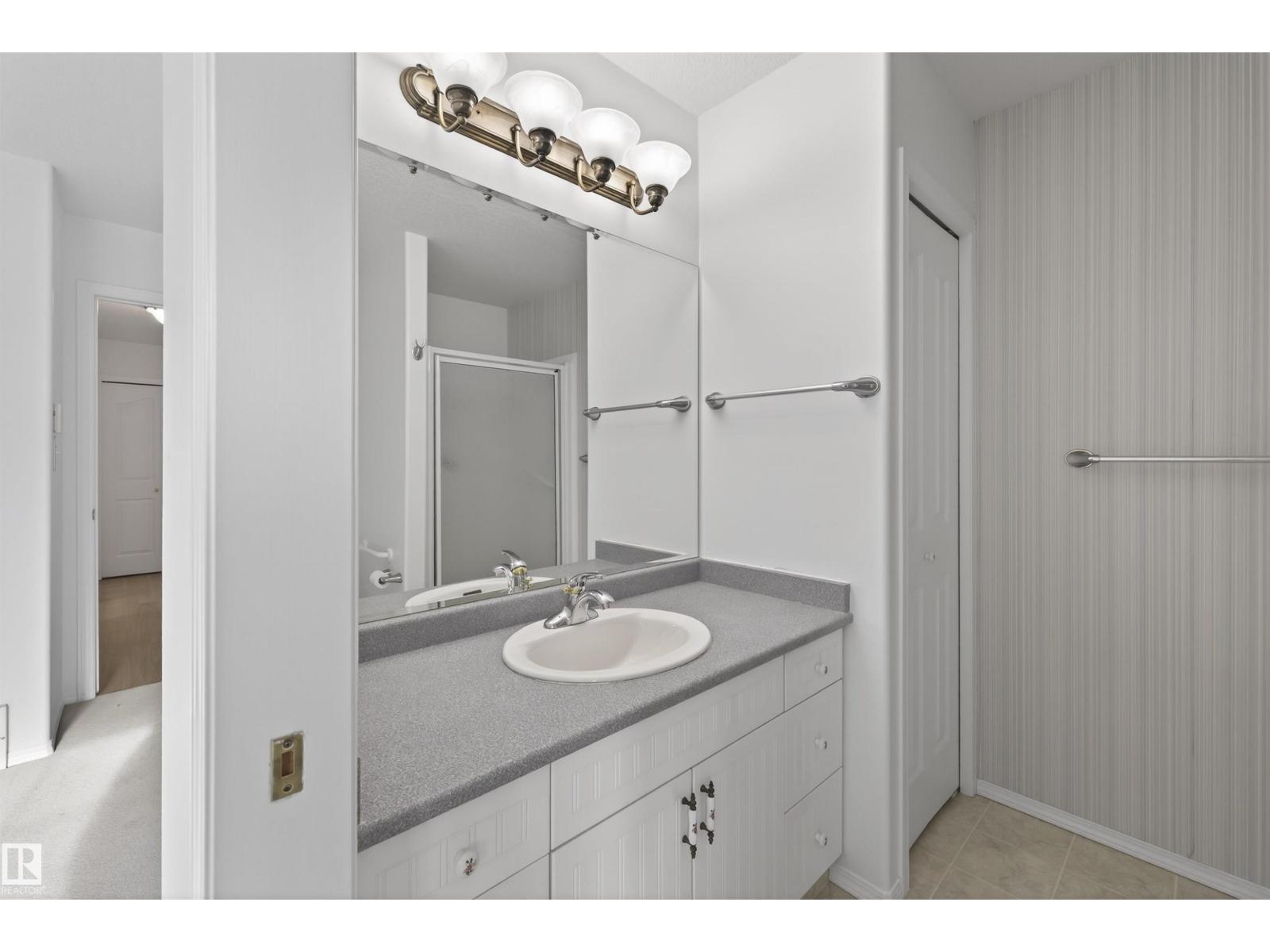 58 FOXBORO GROVE, Sherwood Park