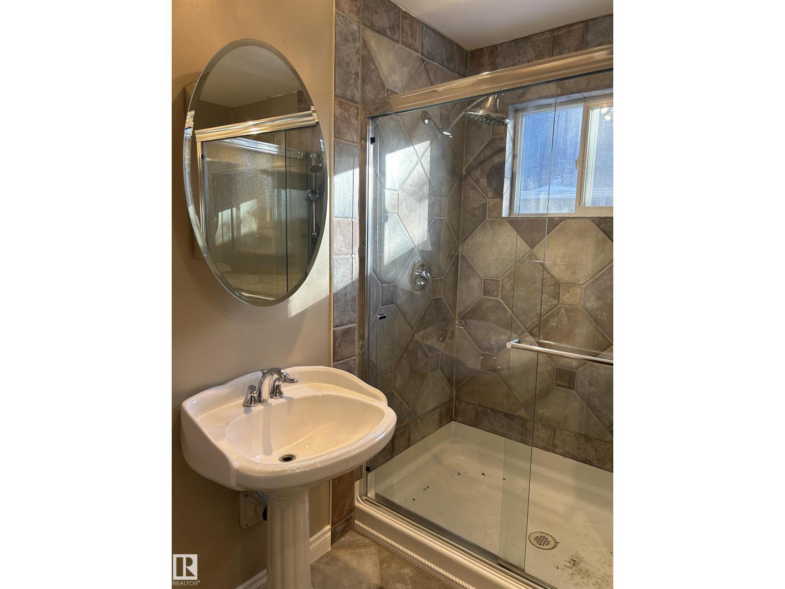 11243 125 Street NW, Edmonton