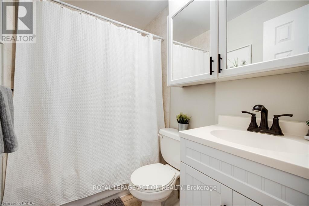#304 793 COLBORNE STREET - 11