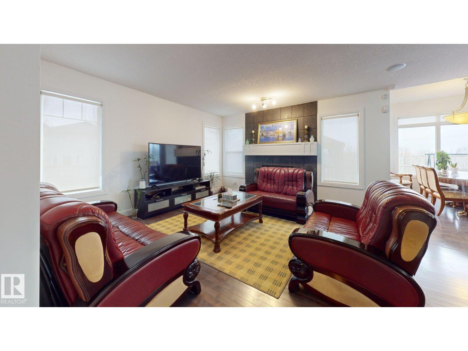 5440 1A AV SW, Edmonton