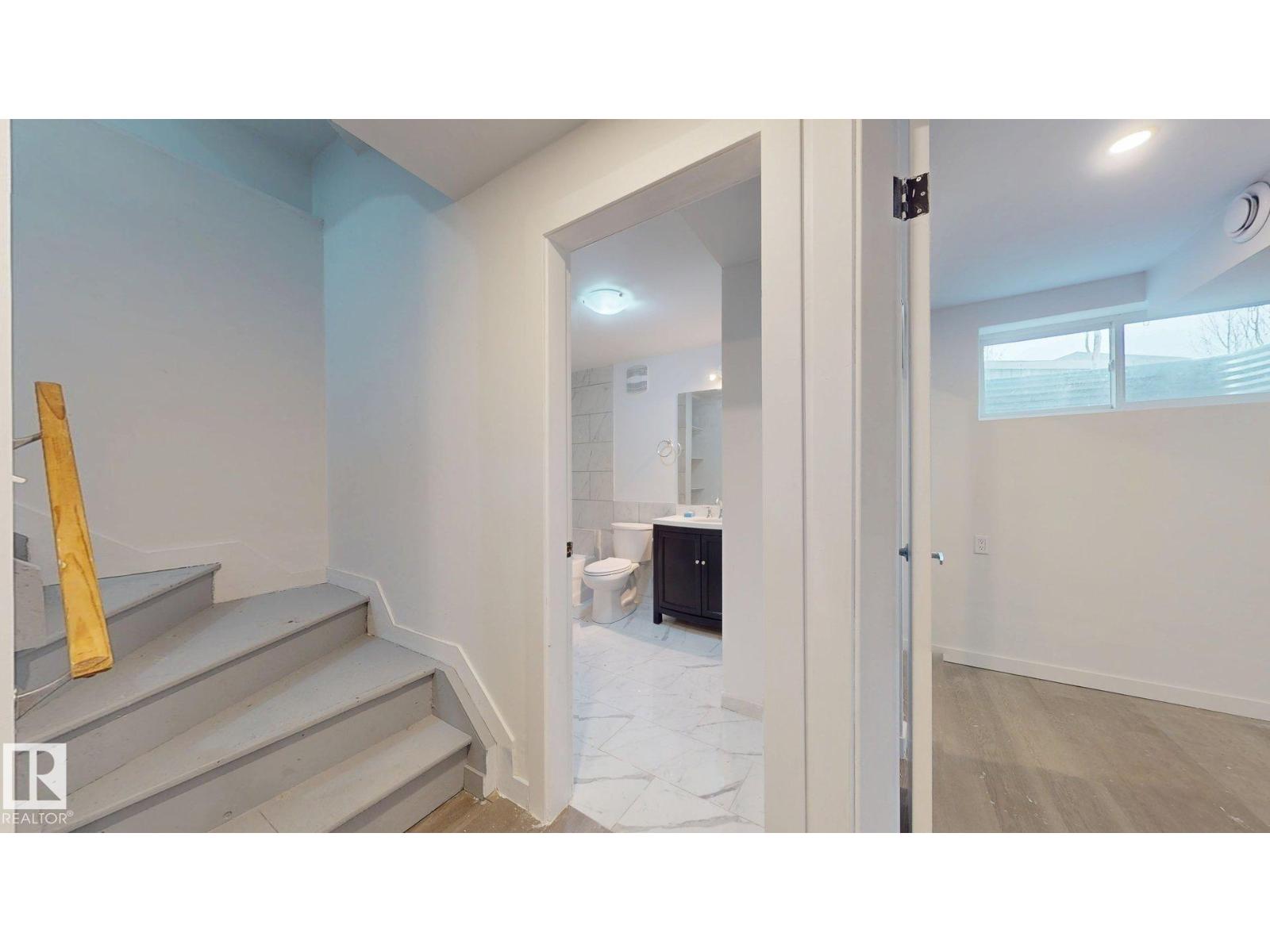 5440 1A AV SW, Edmonton