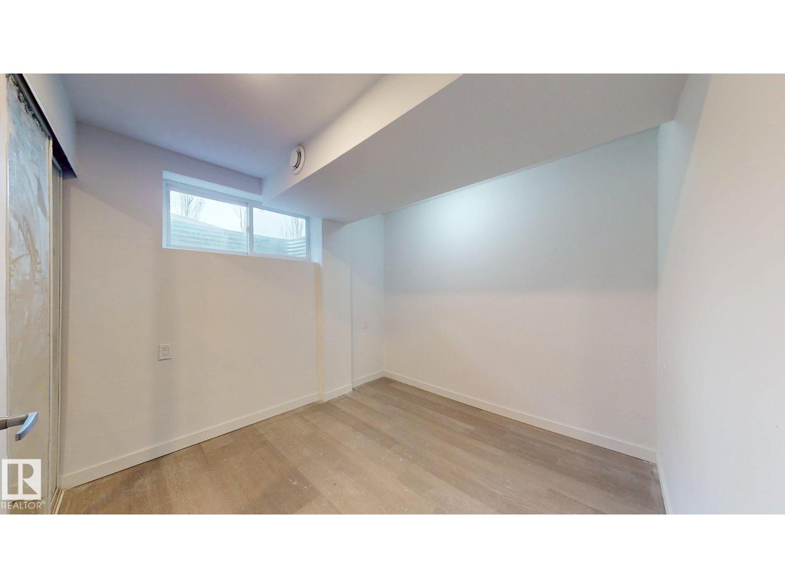 5440 1A AV SW, Edmonton