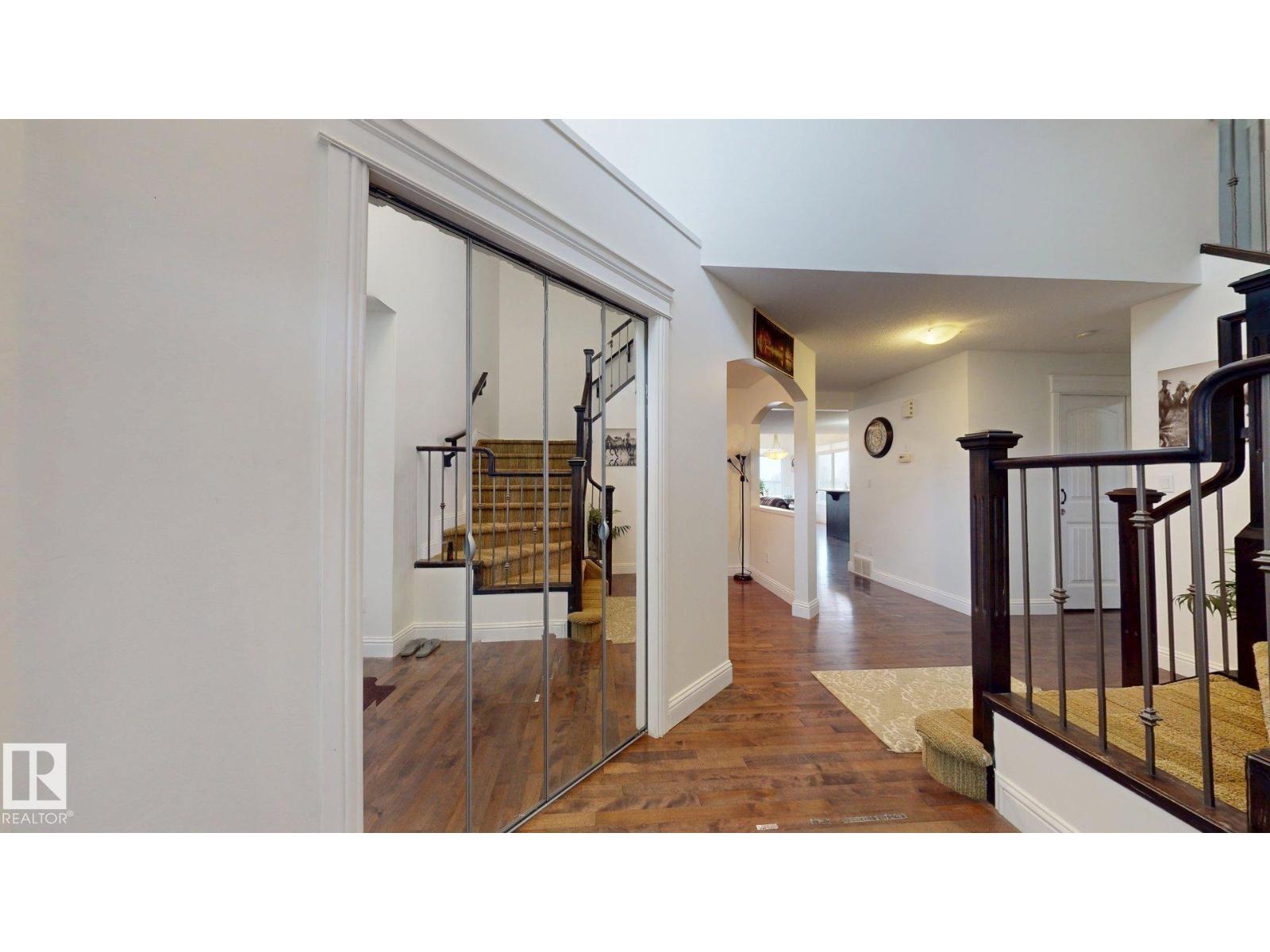 5440 1A AV SW, Edmonton