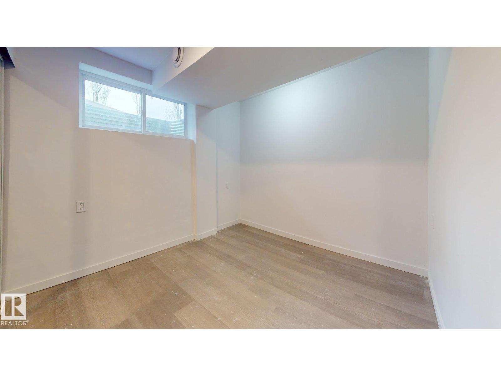 5440 1A AV SW, Edmonton