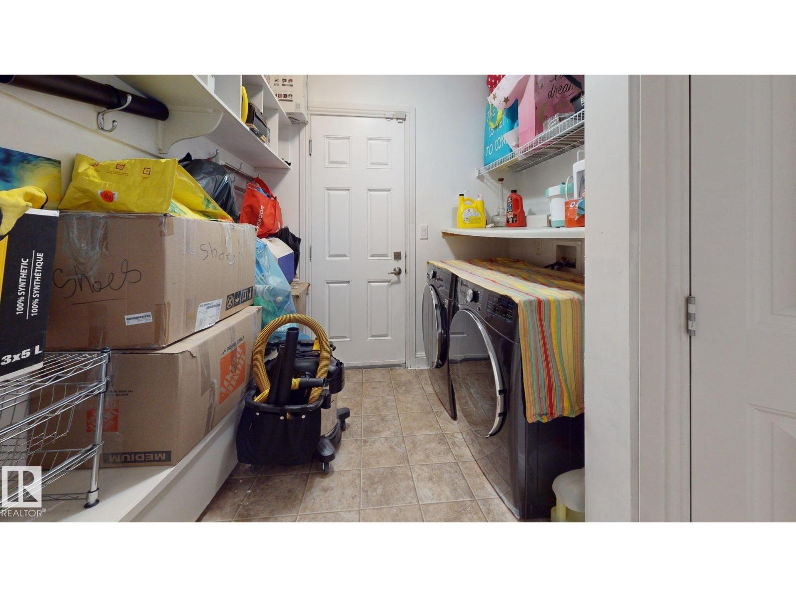 5440 1A AV SW, Edmonton