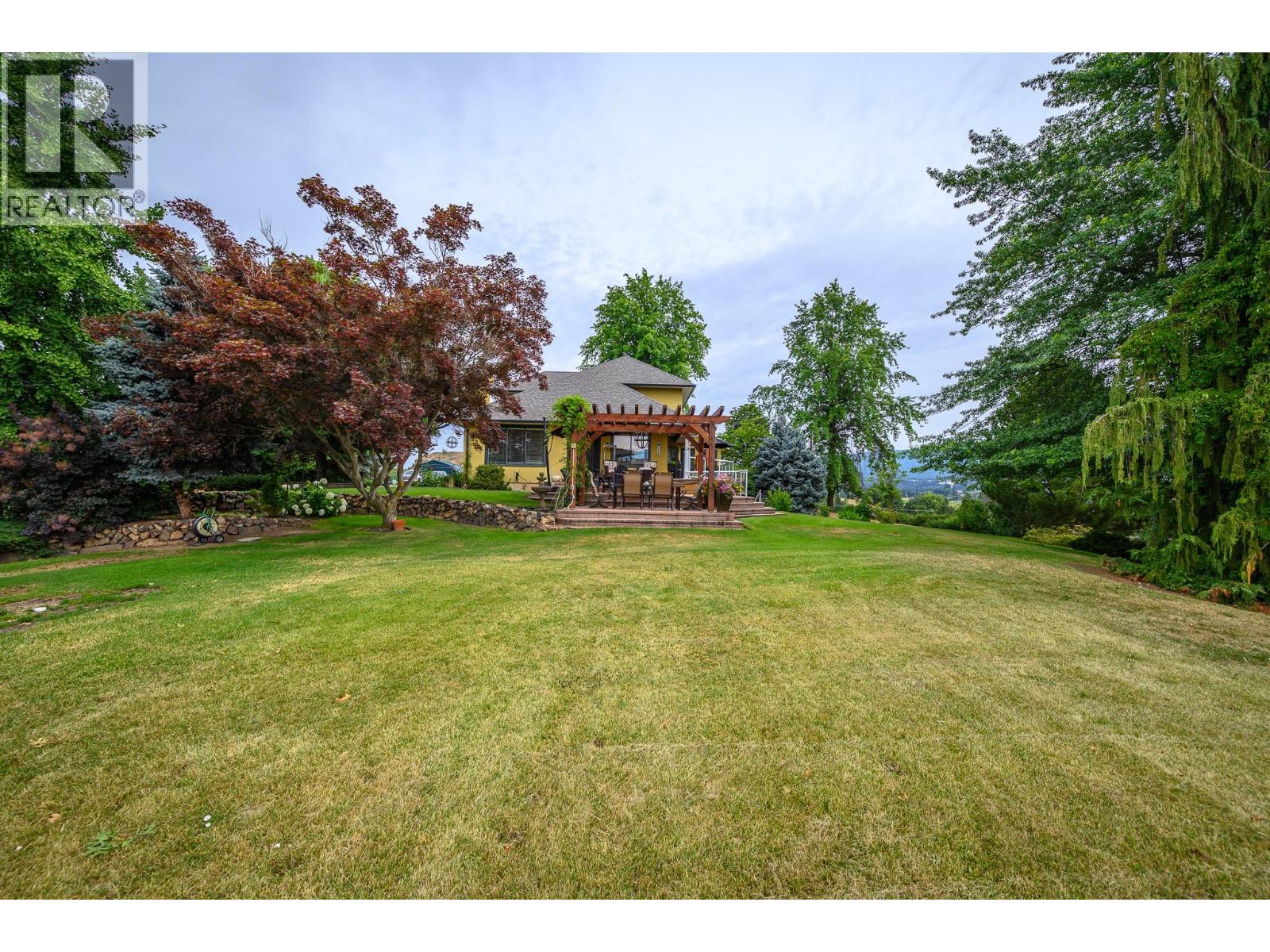  803 Shantz Road, Vernon