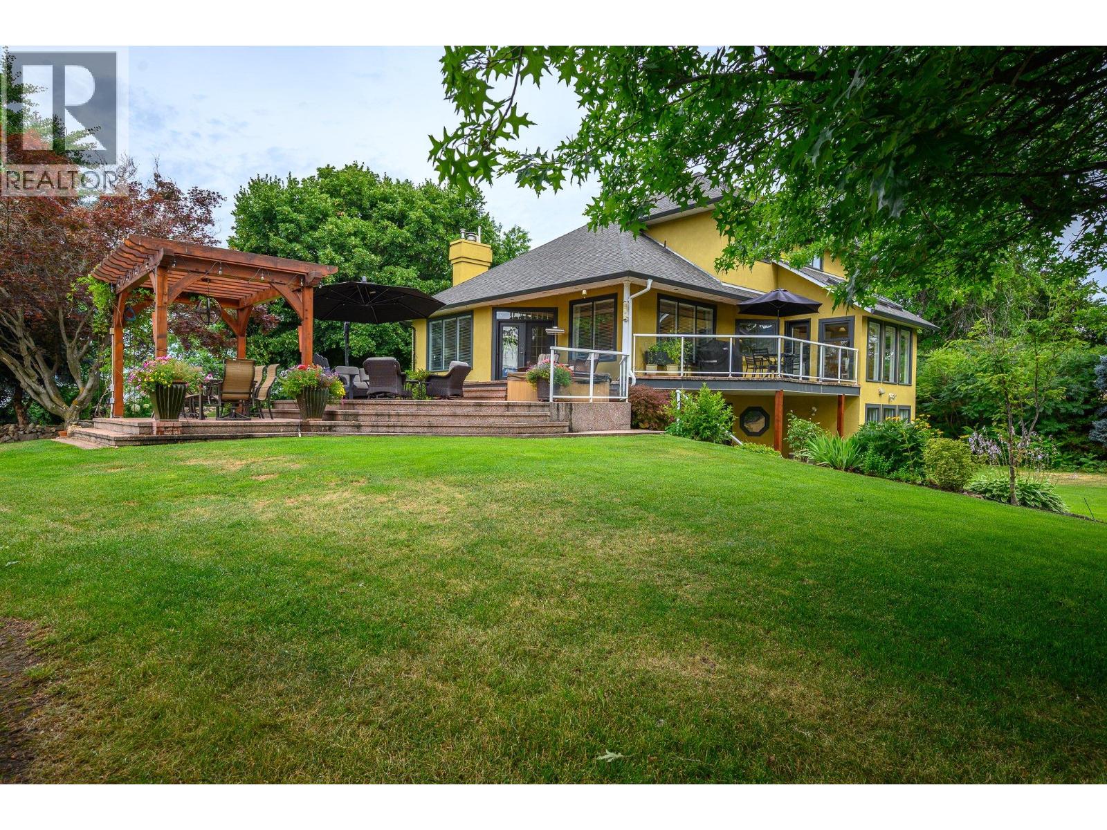  803 Shantz Road, Vernon