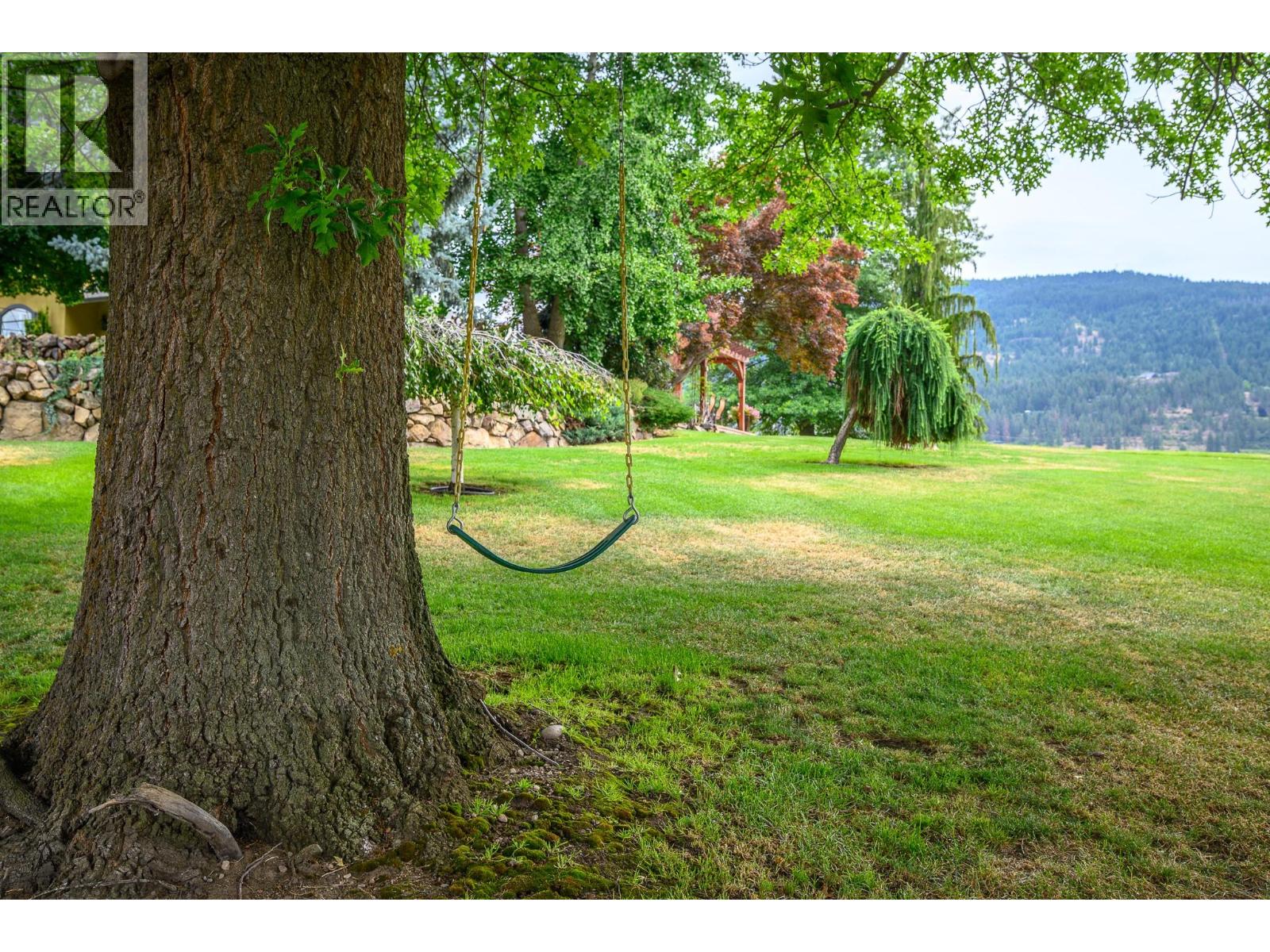  803 Shantz Road, Vernon