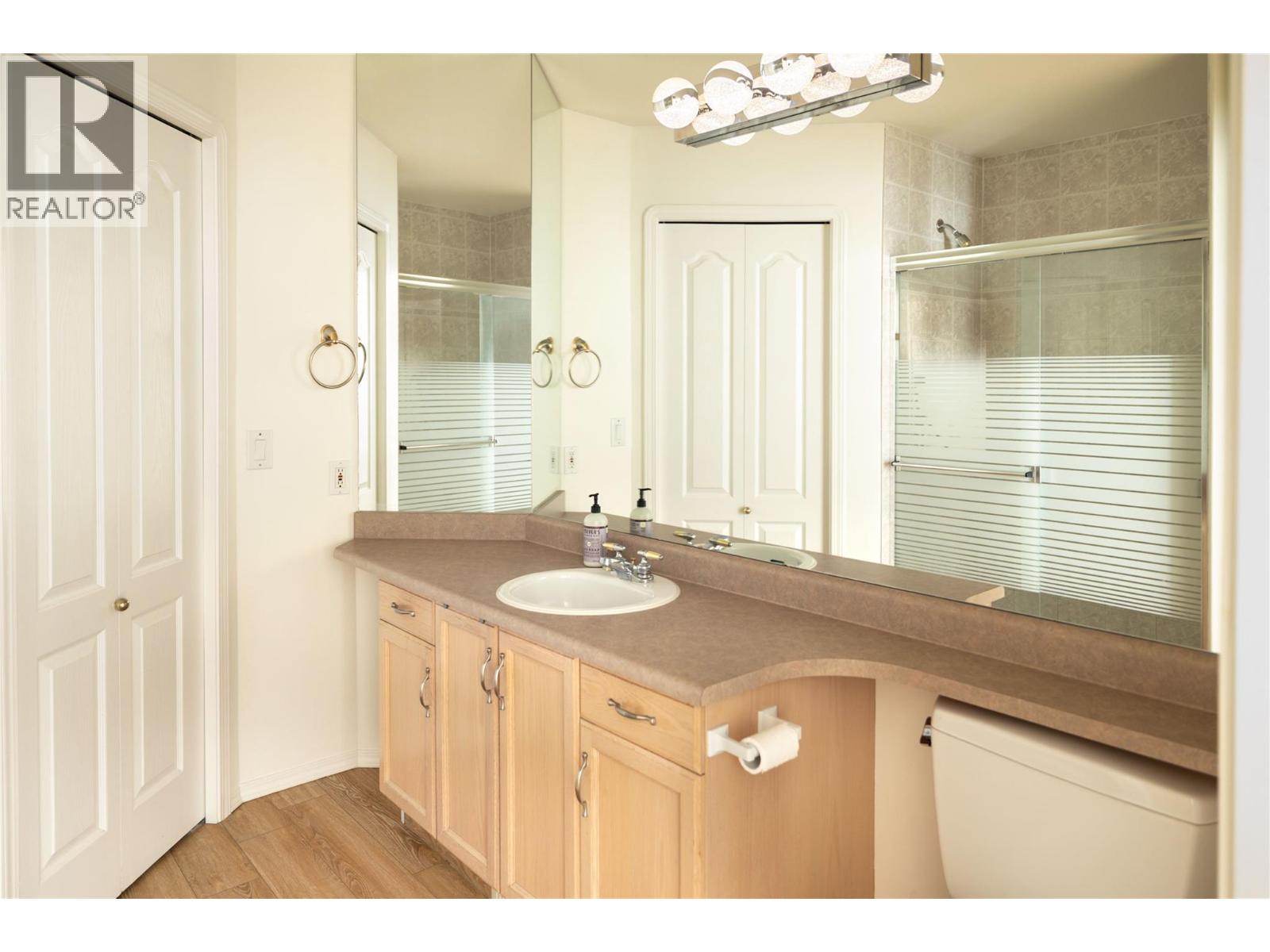 527 YATES Road Unit# 26, Kelowna