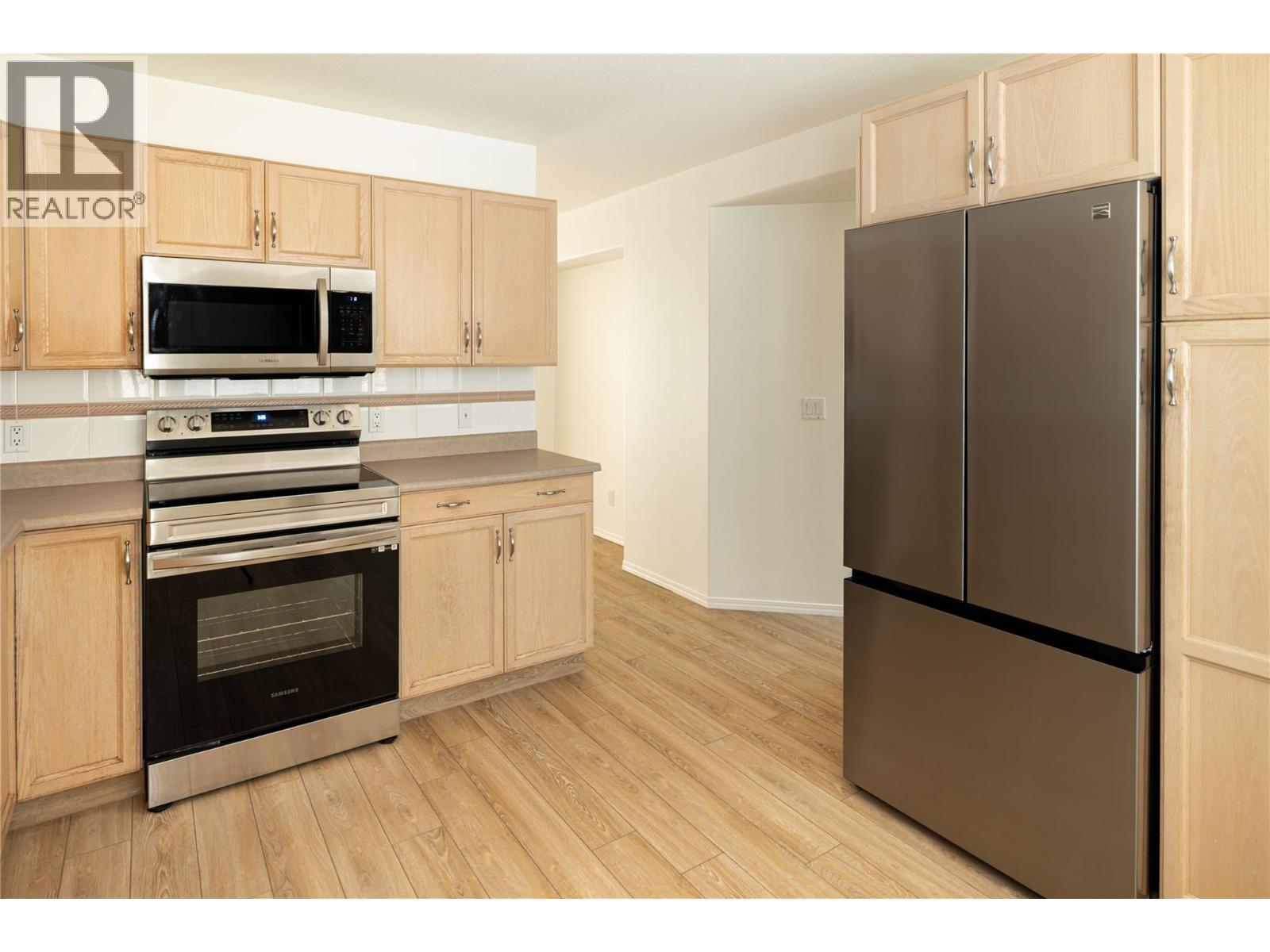 527 YATES Road Unit# 26, Kelowna