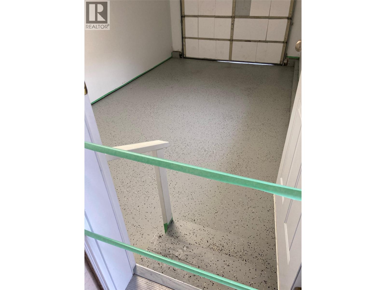 527 YATES Road Unit# 26, Kelowna