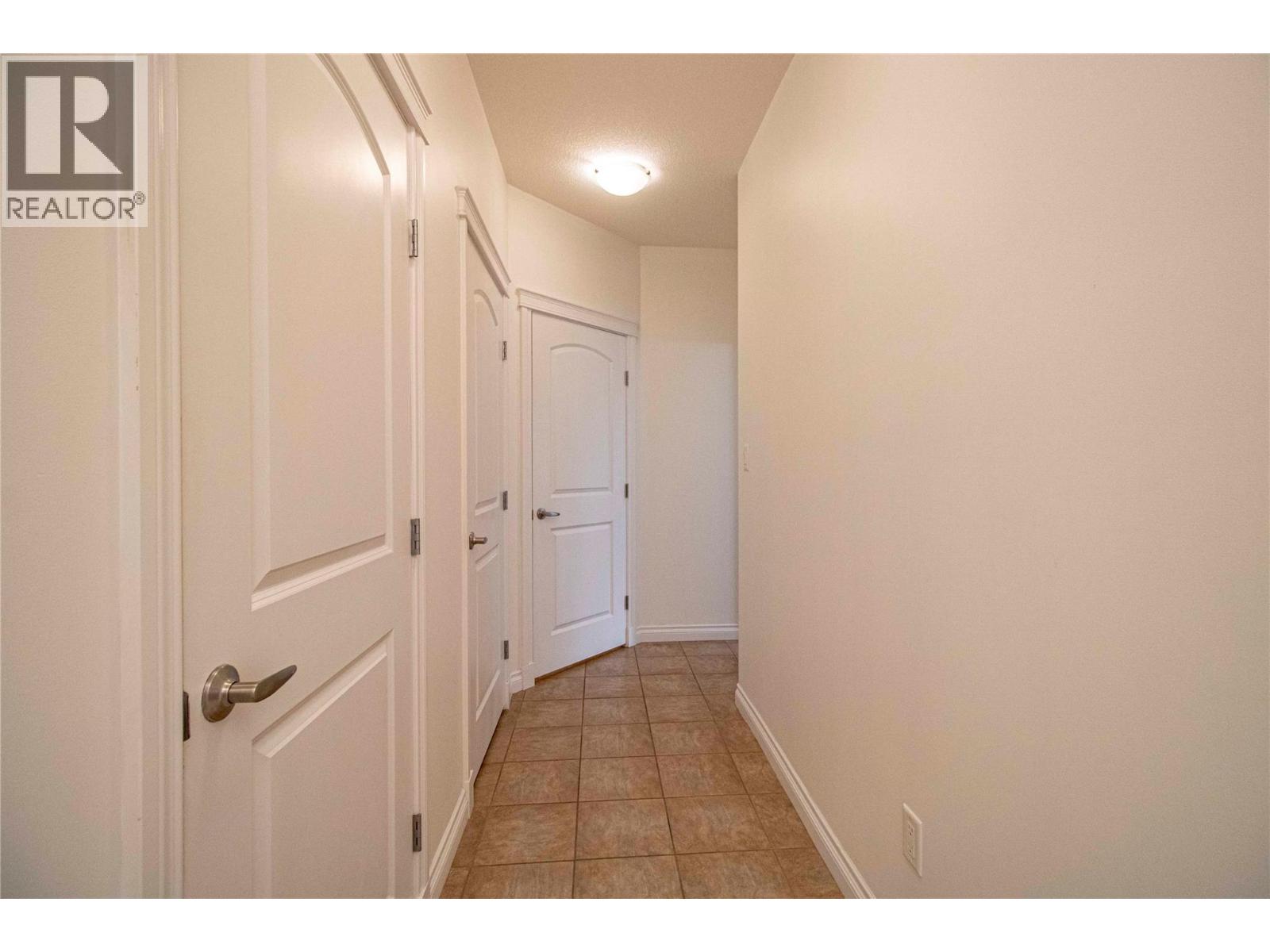 307 3313 Wilson Street, Penticton