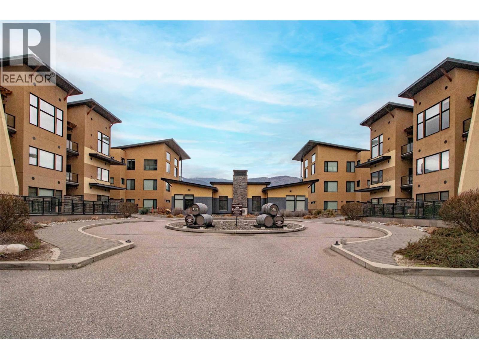 307 3313 Wilson Street, Penticton