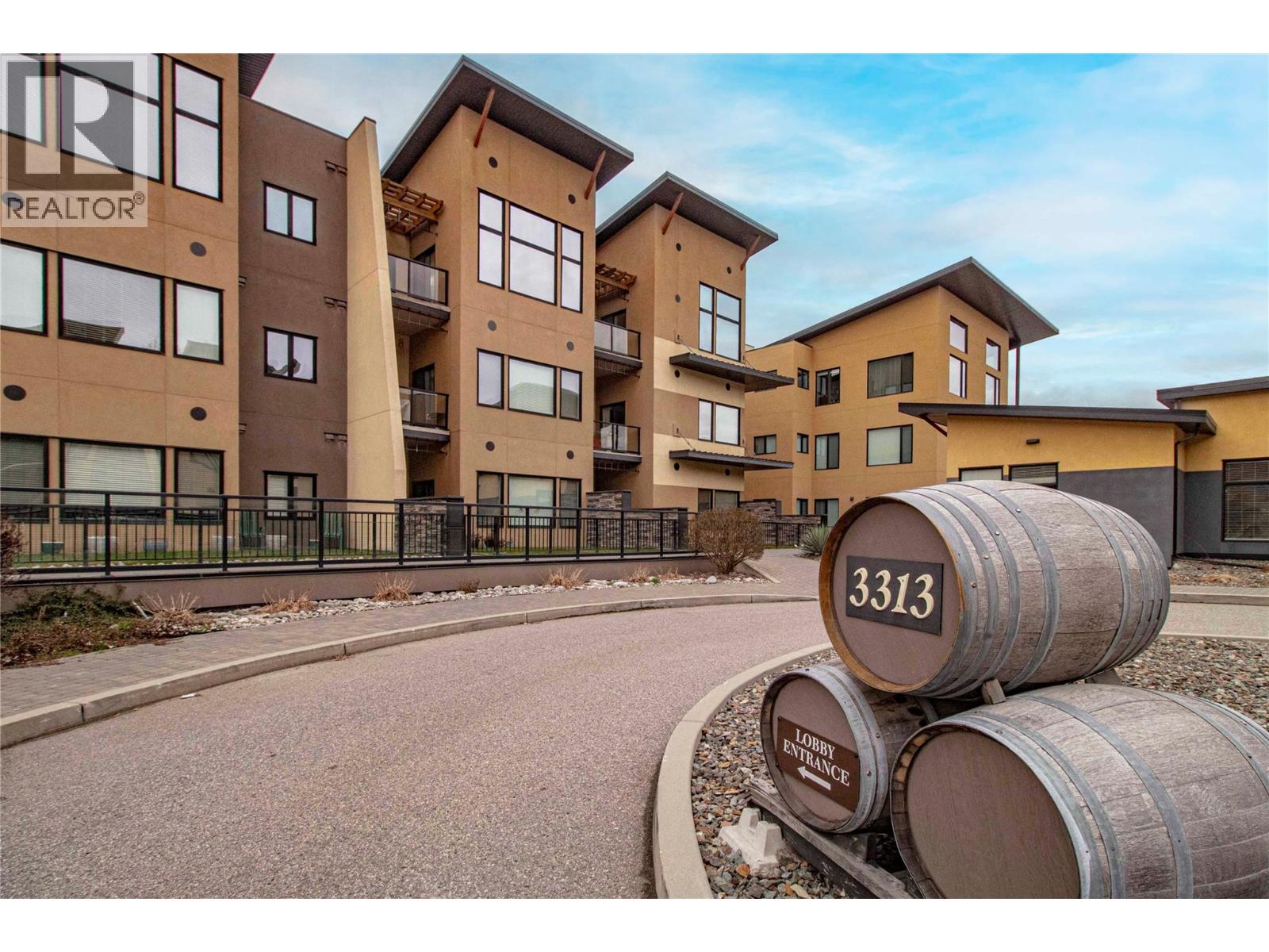 307 3313 Wilson Street, Penticton