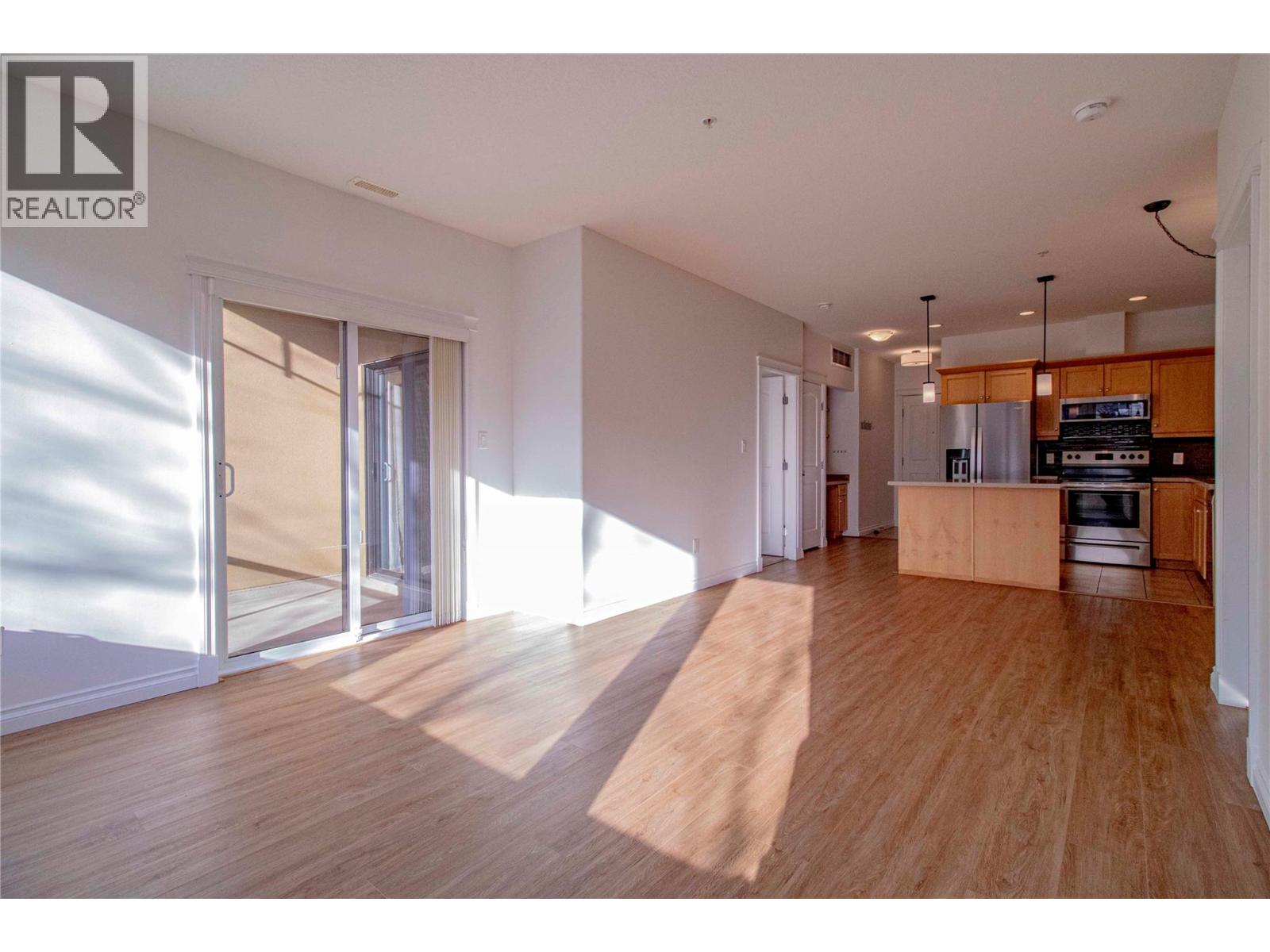 307 3313 Wilson Street, Penticton