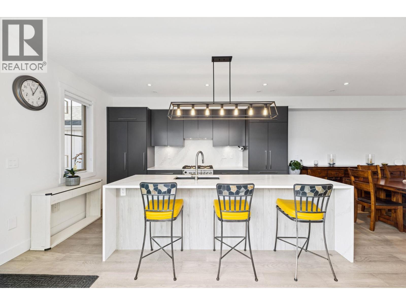 387 RIDGE STREET, Tsawwassen